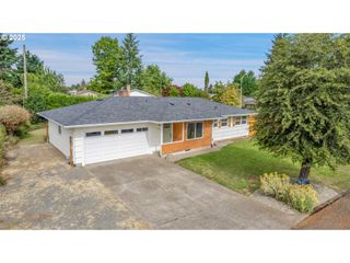 14710 Ne KNOTT Ct, Portland, OR 97230