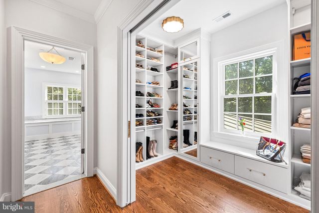 1134 CASTANEA CT, Lutherville Timonium, MD 21093