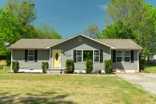 912 Barnabas Street, Athens, TN 37303