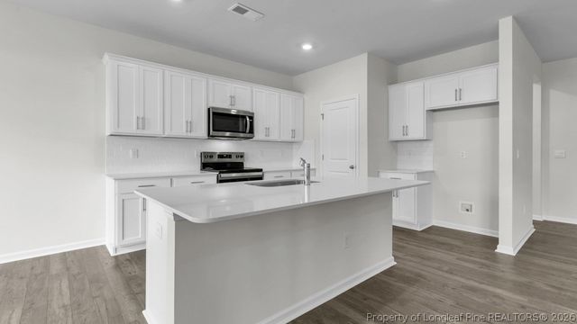 3086 Platinum Circle, West End, NC 27376