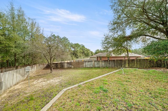 1273 Jefferyscot Drive, Crestview, FL 32536