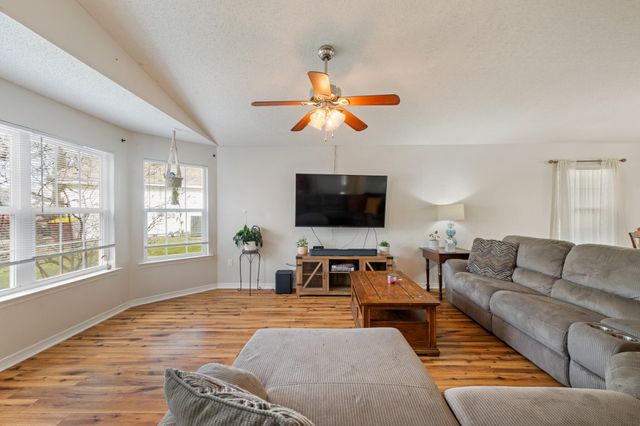 1273 Jefferyscot Drive, Crestview, FL 32536