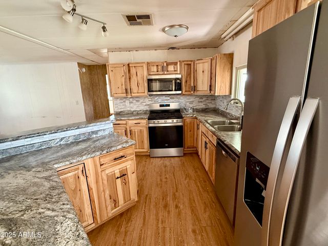 5225 S SAN FERNANDO Avenue, Sierra Vista, AZ 85650