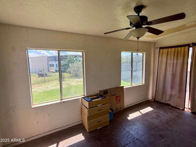 5225 S SAN FERNANDO Avenue, Sierra Vista, AZ 85650