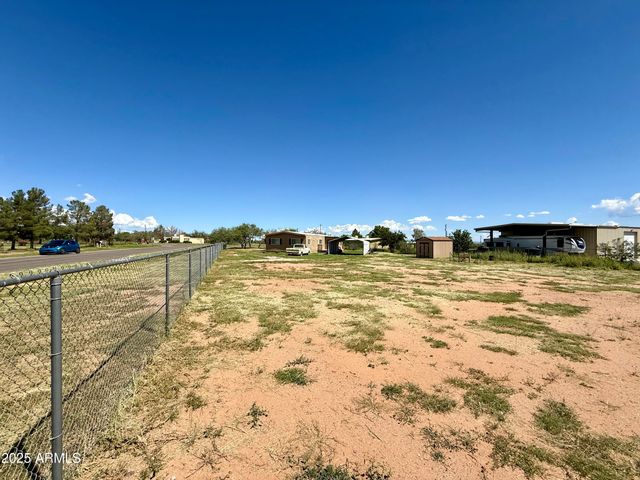 5225 S SAN FERNANDO Avenue, Sierra Vista, AZ 85650