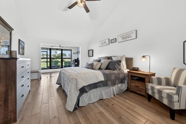 6757 SE Yorktown Drive, Hobe Sound, FL 33455
