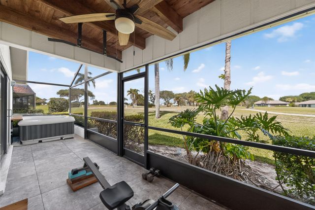 6757 SE Yorktown Drive, Hobe Sound, FL 33455