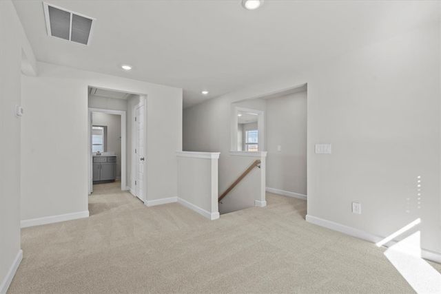 682 Cozy Bluff Road, Spartanburg, SC 29301