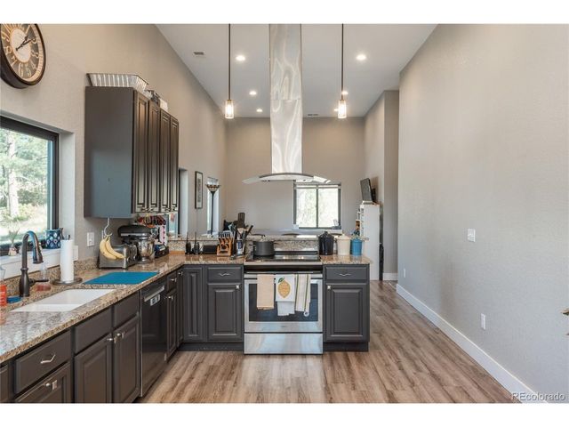 854 N Russellville Rd, Franktown, CO 80116