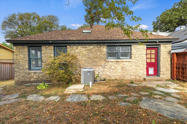 708 Blaylock Drive, Dallas, TX 75203