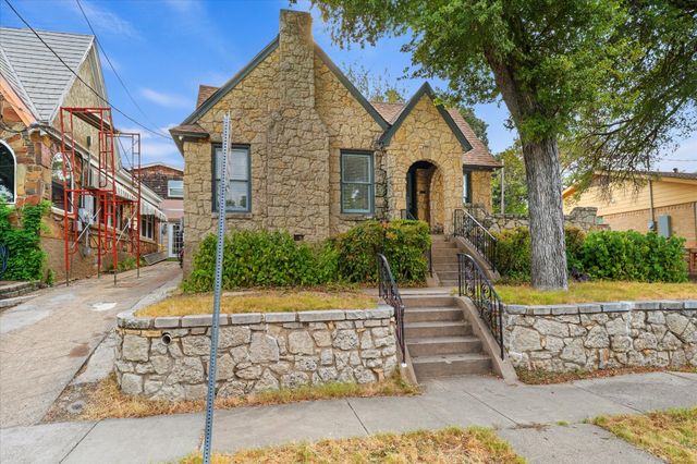 708 Blaylock Drive, Dallas, TX 75203