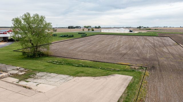 00 N Main Street, Princeton, IL 61356