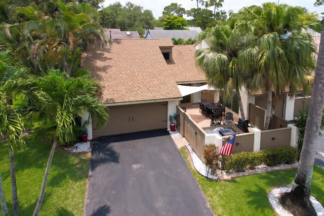 12600 Shady Pines Court, Wellington, FL 33414