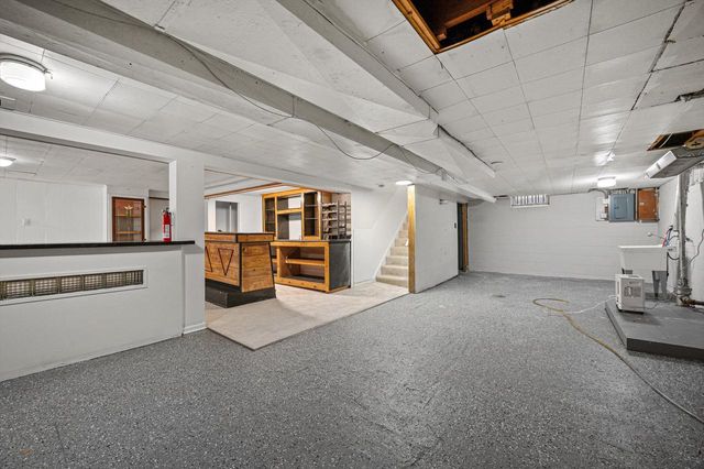 5629 Quality AVENUE, Cudahy, WI 53110