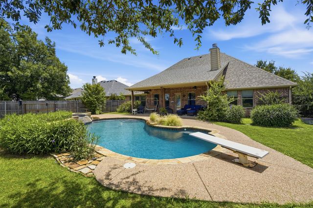 107 Clyde Drive, Aledo, TX 76008