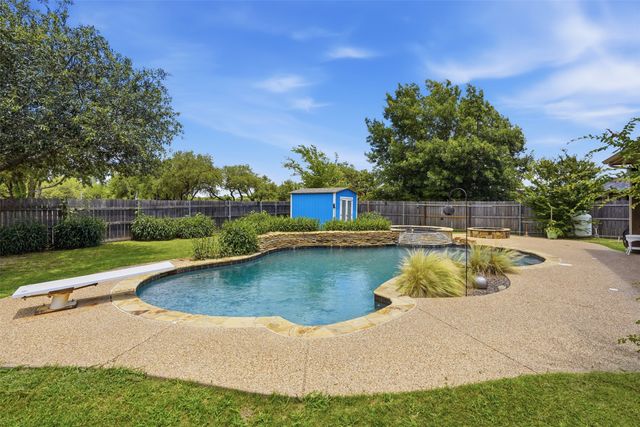 107 Clyde Drive, Aledo, TX 76008
