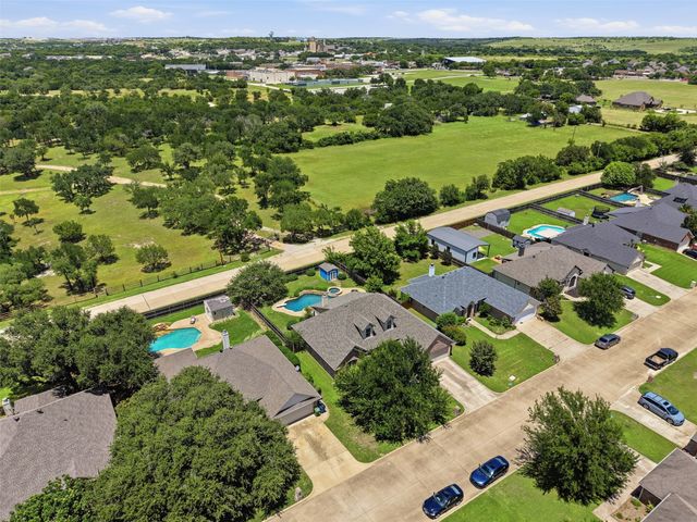 107 Clyde Drive, Aledo, TX 76008