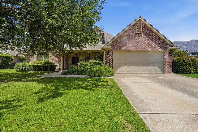 107 Clyde Drive, Aledo, TX 76008