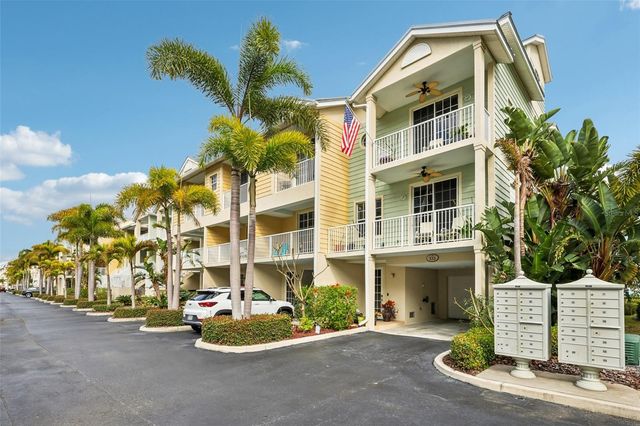 533 BAHIA BEACH BOULEVARD, Ruskin, FL 33570