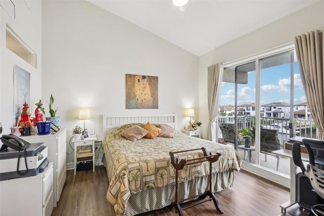 533 BAHIA BEACH BOULEVARD, Ruskin, FL 33570