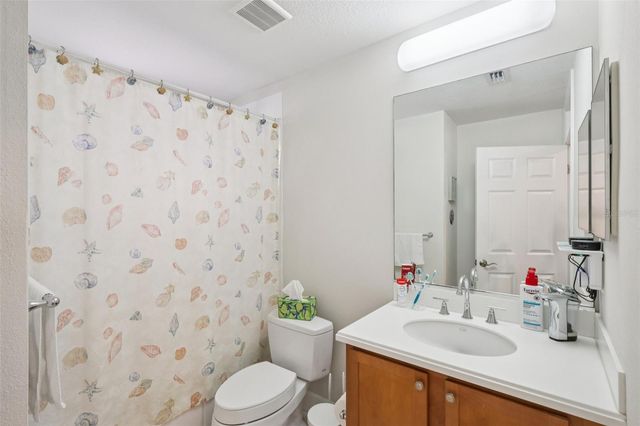 533 BAHIA BEACH BOULEVARD, Ruskin, FL 33570