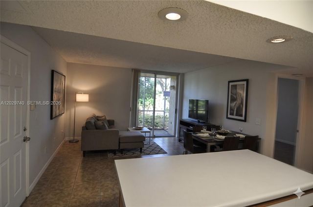 4055 W Mcnab Rd H112, Pompano Beach, FL 33069