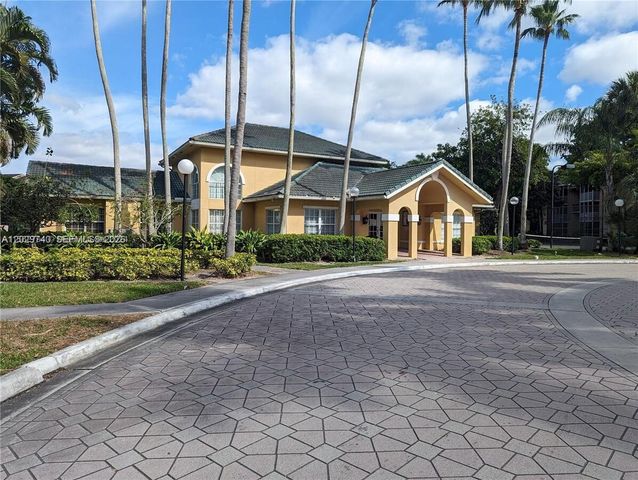 4055 W Mcnab Rd H112, Pompano Beach, FL 33069