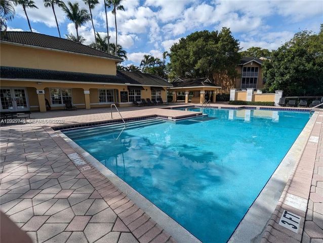 4055 W Mcnab Rd H112, Pompano Beach, FL 33069