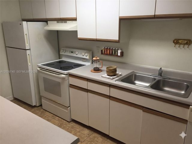 4055 W Mcnab Rd H112, Pompano Beach, FL 33069