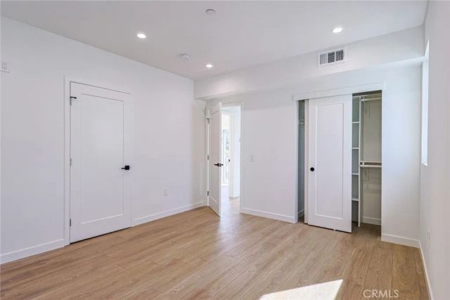 1227 June St, Hollywood, CA 90038