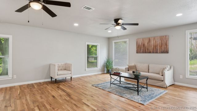4010 E Harris, Muskogee, OK 74403