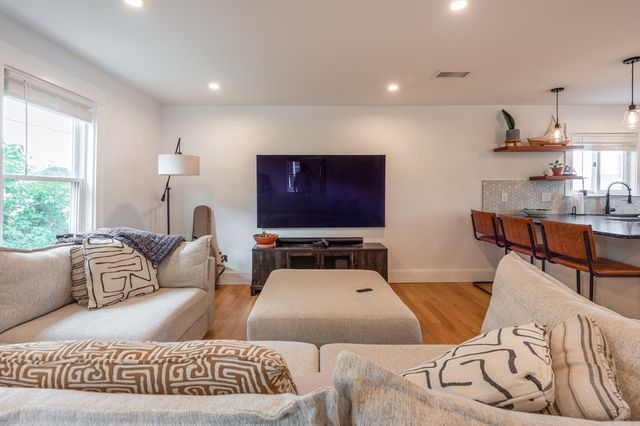 5 Ord Street Ct, Salem, MA 01970