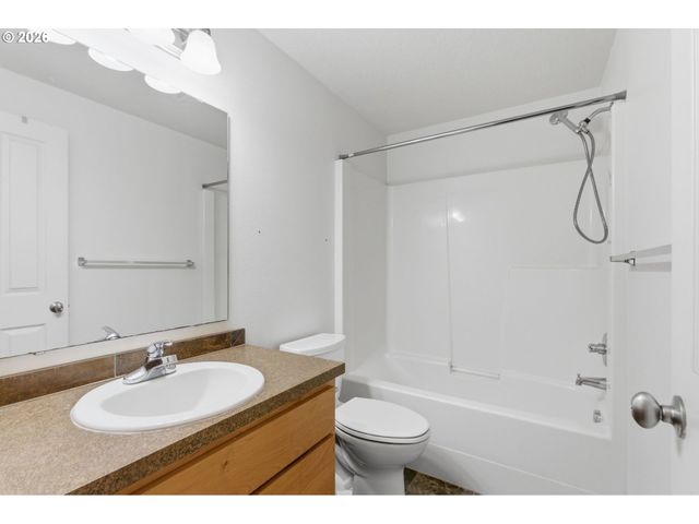 2417 Ne 113Th Ct, Vancouver, WA 98684