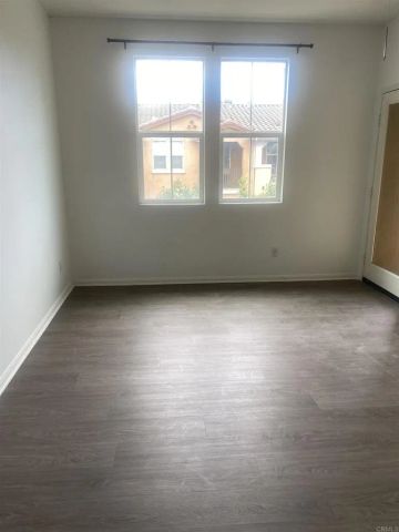 742 Mariposa Circle, National City, CA 91950