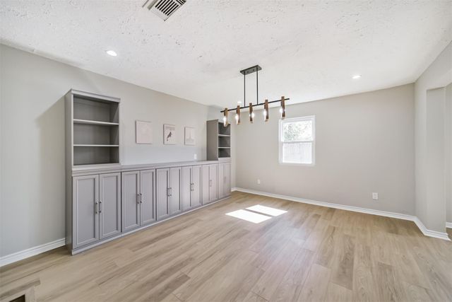 10826 Thorncliff Drive, Humble, TX 77396