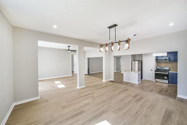 10826 Thorncliff Drive, Humble, TX 77396