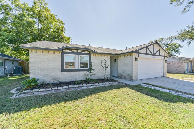 10826 Thorncliff Drive, Humble, TX 77396