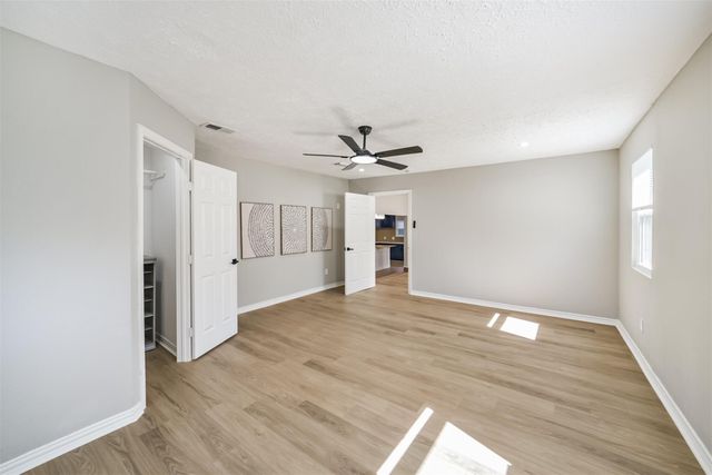 10826 Thorncliff Drive, Humble, TX 77396