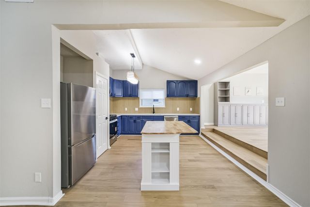 10826 Thorncliff Drive, Humble, TX 77396