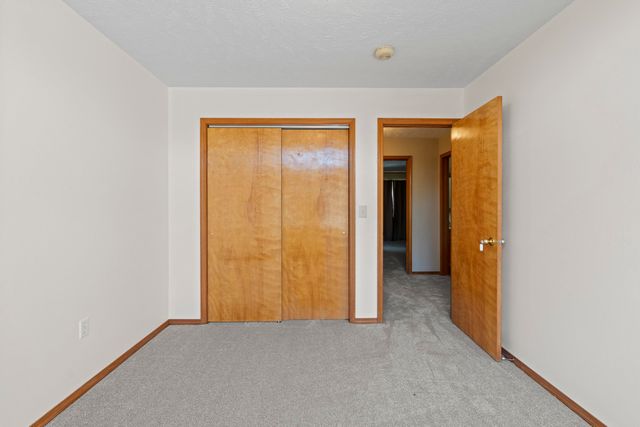 7421 W Lanzce Ct, Nine Mile Falls, WA 99026