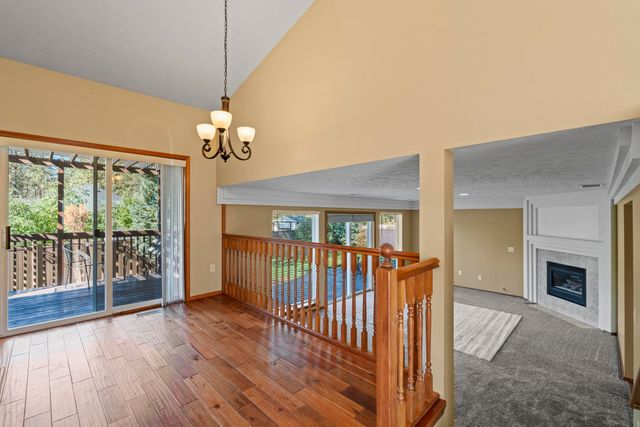 7421 W Lanzce Ct, Nine Mile Falls, WA 99026