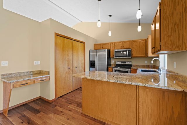 7421 W Lanzce Ct, Nine Mile Falls, WA 99026