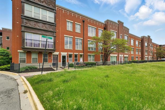 308 E 25TH Place, Chicago, IL 60616