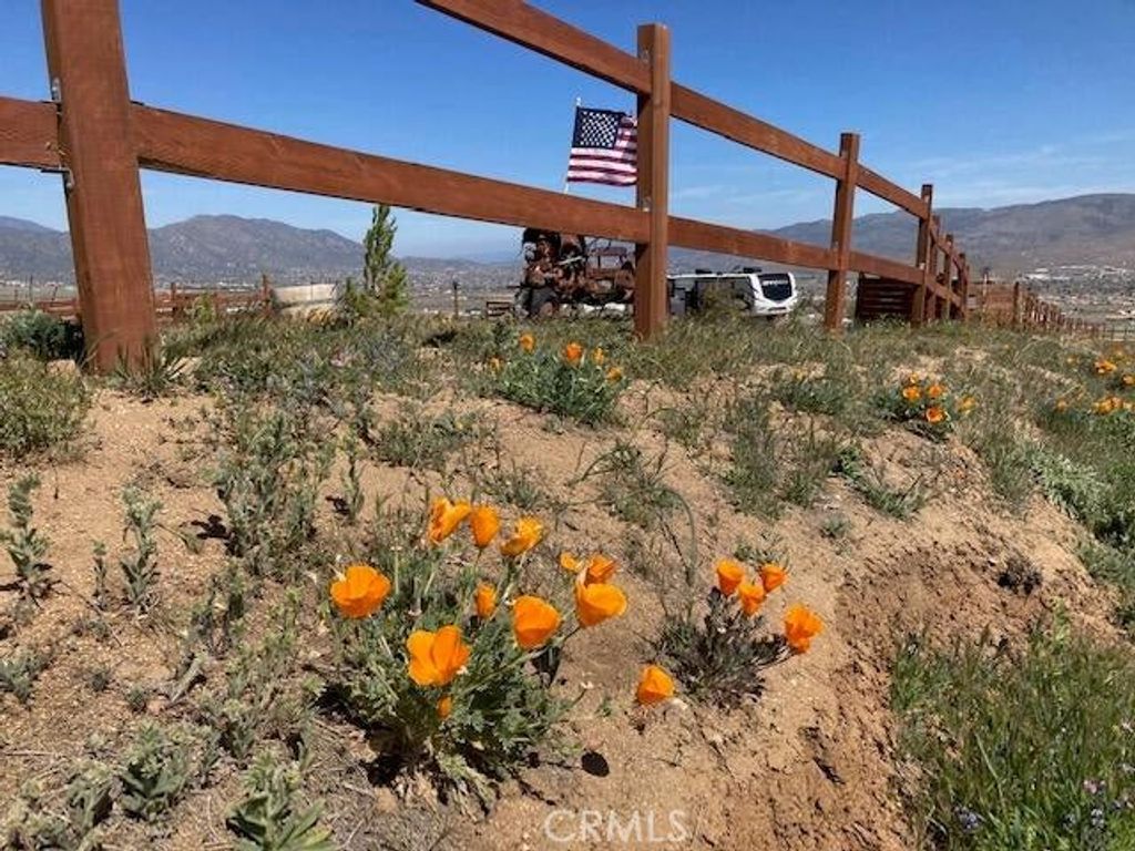 Image 6 of property listing at 19201 Ottawa Drive, Tehachapi, CA 93561