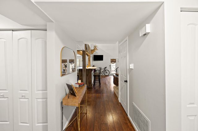 500 Laketower Drive 34, Lexington, KY 40502