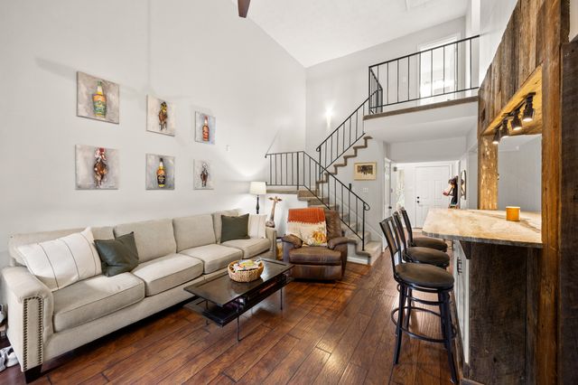 500 Laketower Drive 34, Lexington, KY 40502