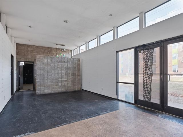 33 NE 7th Street, Oklahoma City, OK 73104