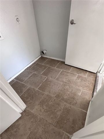 7941 Elk Dr, Corpus Christi, TX 78414