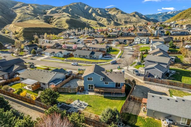 2063 Lasso Drive, Wenatchee, WA 98801