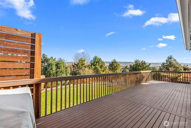 2063 Lasso Drive, Wenatchee, WA 98801